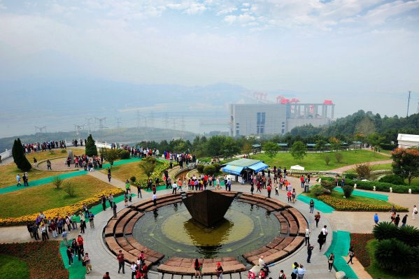 三峡大坝旅游