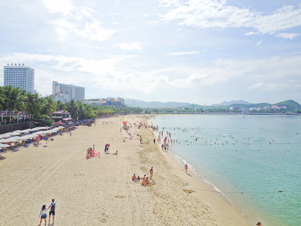 海南三亚大东海海滨浴场002